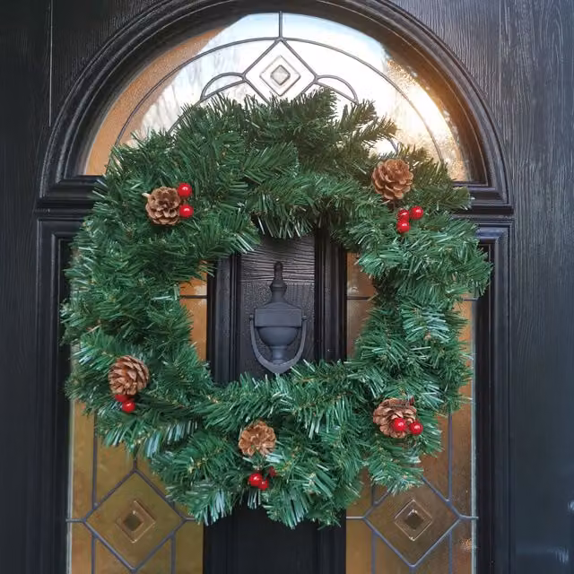 Samuel Alexander 50cm Premier Christmas Wreath with Festive Berries and Cones in Green – 1