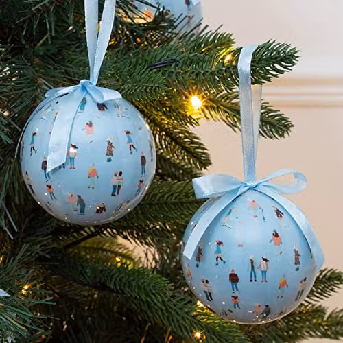 The Christmas Workshop Set of 14 Festive Christmas Baubles in Blue and White with Various Winter Designs, Diameter: 7.5 cm – 5