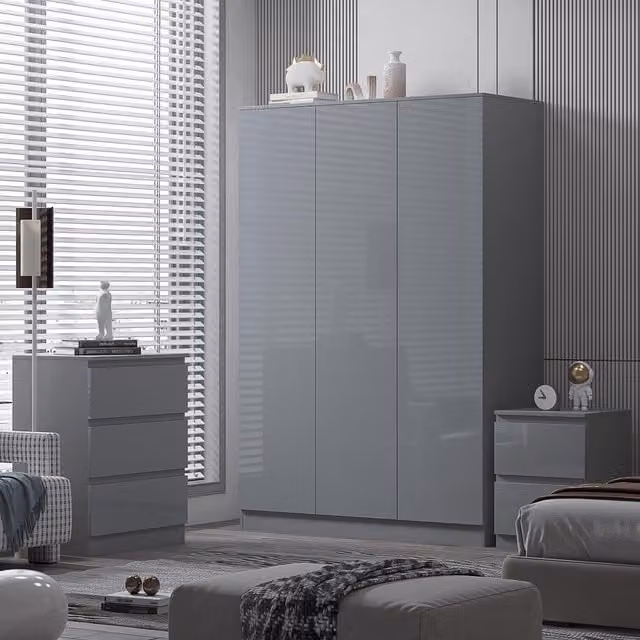 FWStyle Grey Gloss 3 Door Scandinavian Style Wardrobe with Soft Close and Push to Open Mechanism