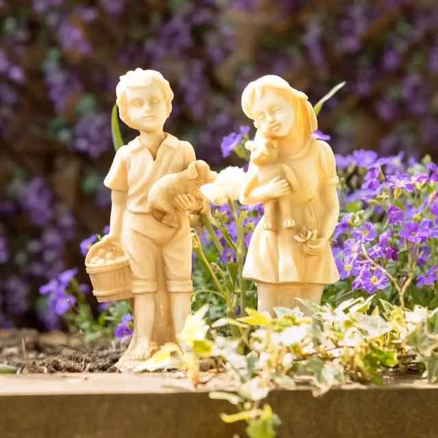 Marco Paul Set of Kids Garden Resin Ornaments in Grey