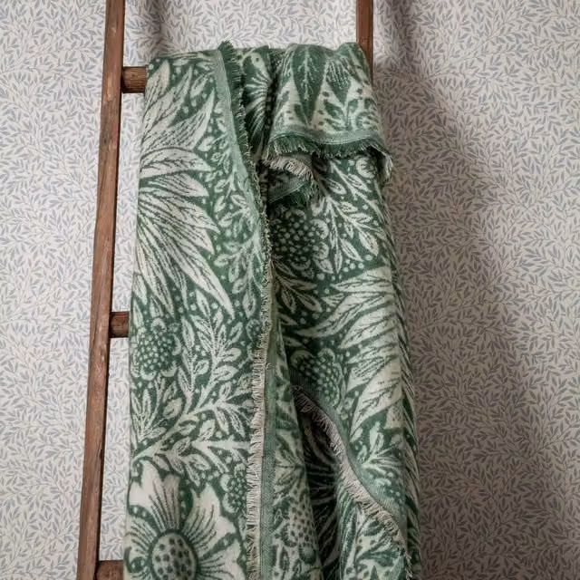 Morris & Co. Marigold Jacquard Throw with Fringes, Green, W: 130 cm, L: 170 cm