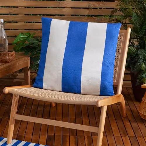 Furn Deck Stripe Woven Outdoor Cushion in White and Blue, 59 x 59 cm – 4