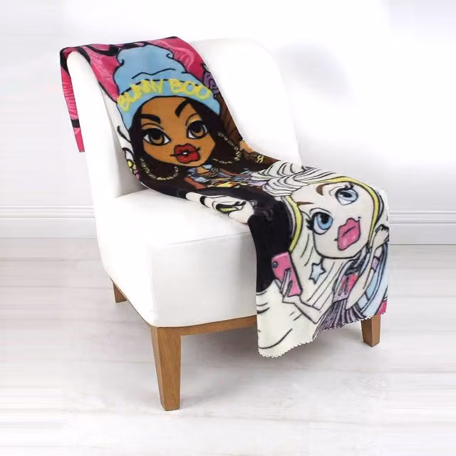 Bratz Love Ur Selfie Multicolour Fluffy Fleece Blanket for Adults