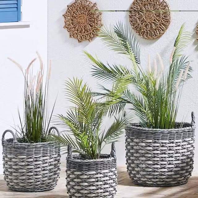 Wyld and Coco Set of 3 Grey and White PE Rattan Plant Baskets with Lining