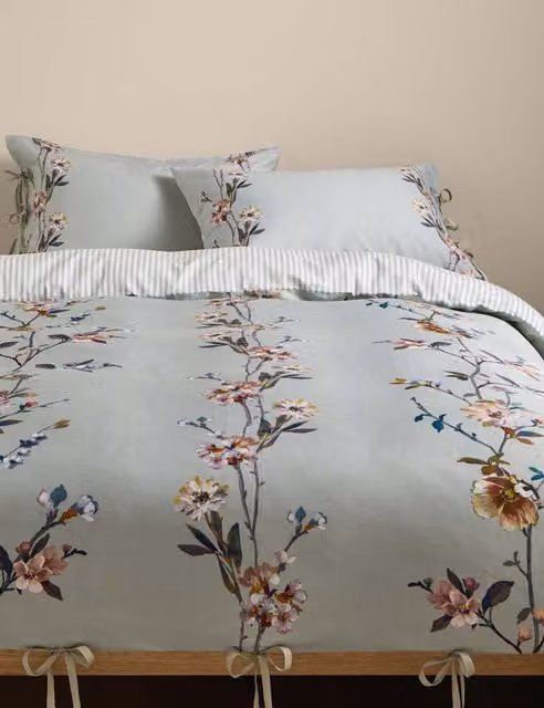M&S Pure Cotton Trailing Blooms Floral Bedding Set in Sage Green, W: 140 cm, L: 200 cm