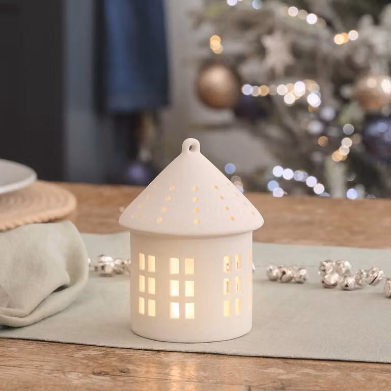 Lights4fun White Porcelain Light Up Christmas Hut Decoration