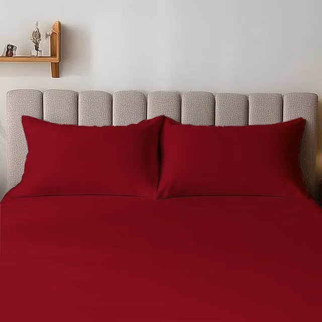 Snug City Red Microfibre Soft Touch Plain Dyed Housewife Pillowcase Pair – 1