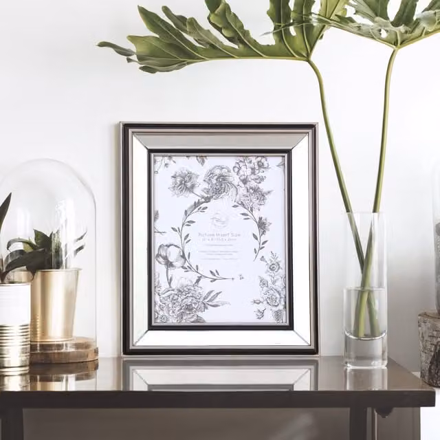 The Port. Co Gallery Mode Mirrored Single Rectangular Tabletop Photo Frame, White and Silver, W: 25.4 cm, H: 25.4 cm, D: 25.4 cm