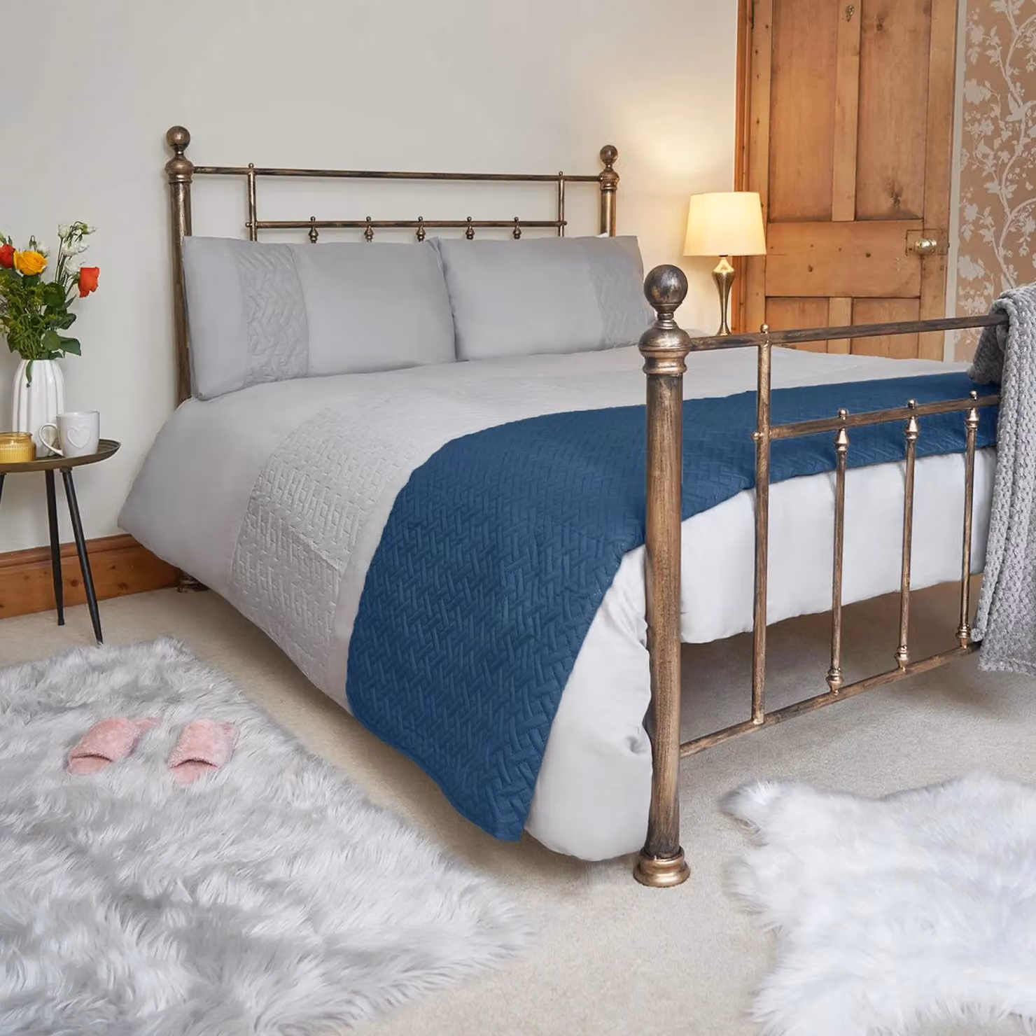 OHS Geometric Blue Quilted Pinsonic Throw Blanket, W: 200 cm, D: 240 cm – 3