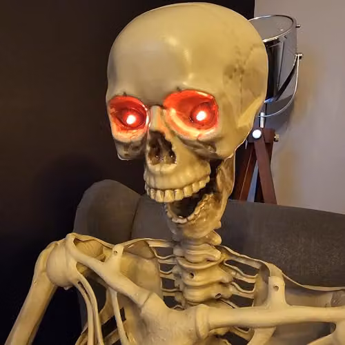Samuel Alexander Pack of 4 White LED Skeleton Halloween Decorations with Movable Joints and LED Eyes, Height: 150 cm – 3