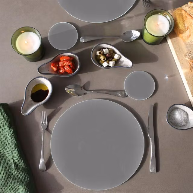 Harbour Housewares Round Glass Chopping Board with Non-Slip Feet, Grey and White, Diameter: 30 cm