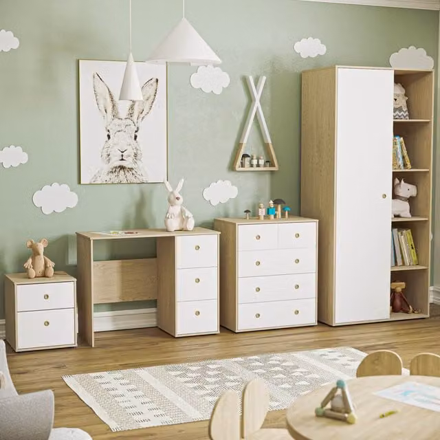 Vida Designs Junior Vida 4 Piece Scandinavian Childrens Bedroom Set in White and Oak
