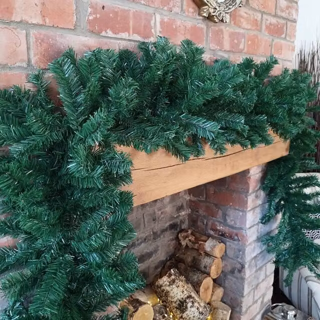 Samuel Alexander Premier 2.7m Super Bushy Christmas Deluxe Green Garland – 1