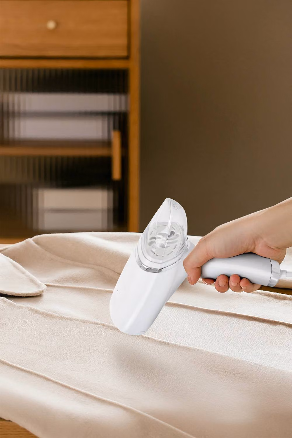Living and Home Portable Mini Handheld Clothes Steamer in White – 3