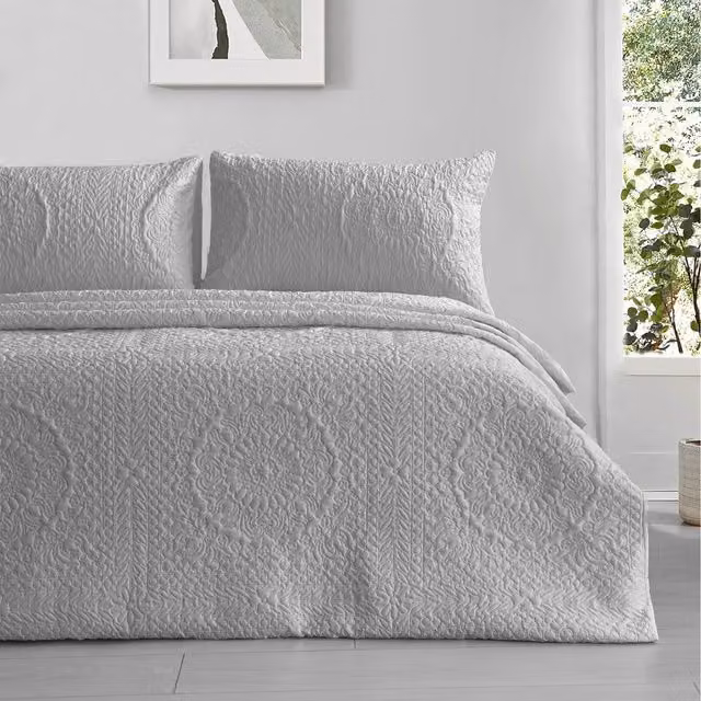 Velosso Deluxe Quilted Grandeur Pinsonic Bedspread Set in Grey