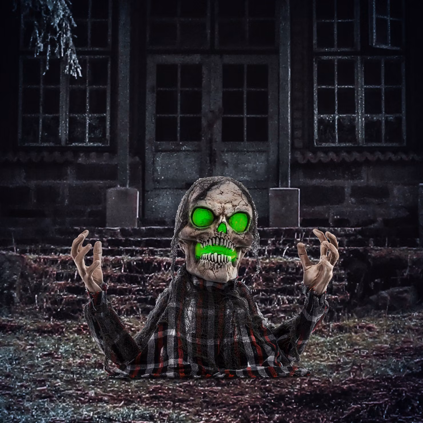 HOMCOM Groundbreaker Skeleton Outdoor Halloween Animatronic Decoration with Sound Activated Light Up Eyes, Height: 70 cm – 2
