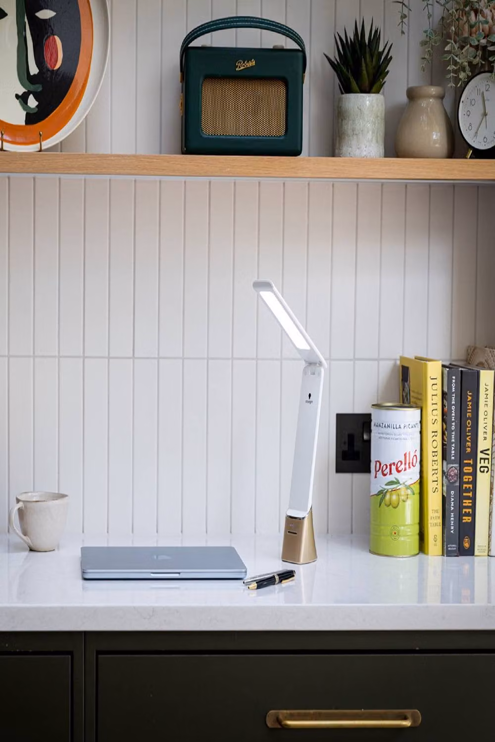 Daylight Company Smart Go Portable LED Task Lamp, White, Rechargeable and Dimmable with 95+ CRI – 8