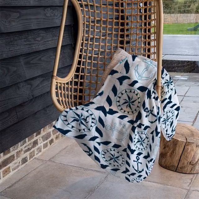 Benjamin Tate Design Maritime Fleece Blanket in Blue and Sand, W/D/H: 120 x 150 cm