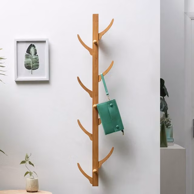 Livingandhome Wall-Mounted Tree Coat Rack with 12 Hooks in Brown Bamboo, Height: 111 cm
