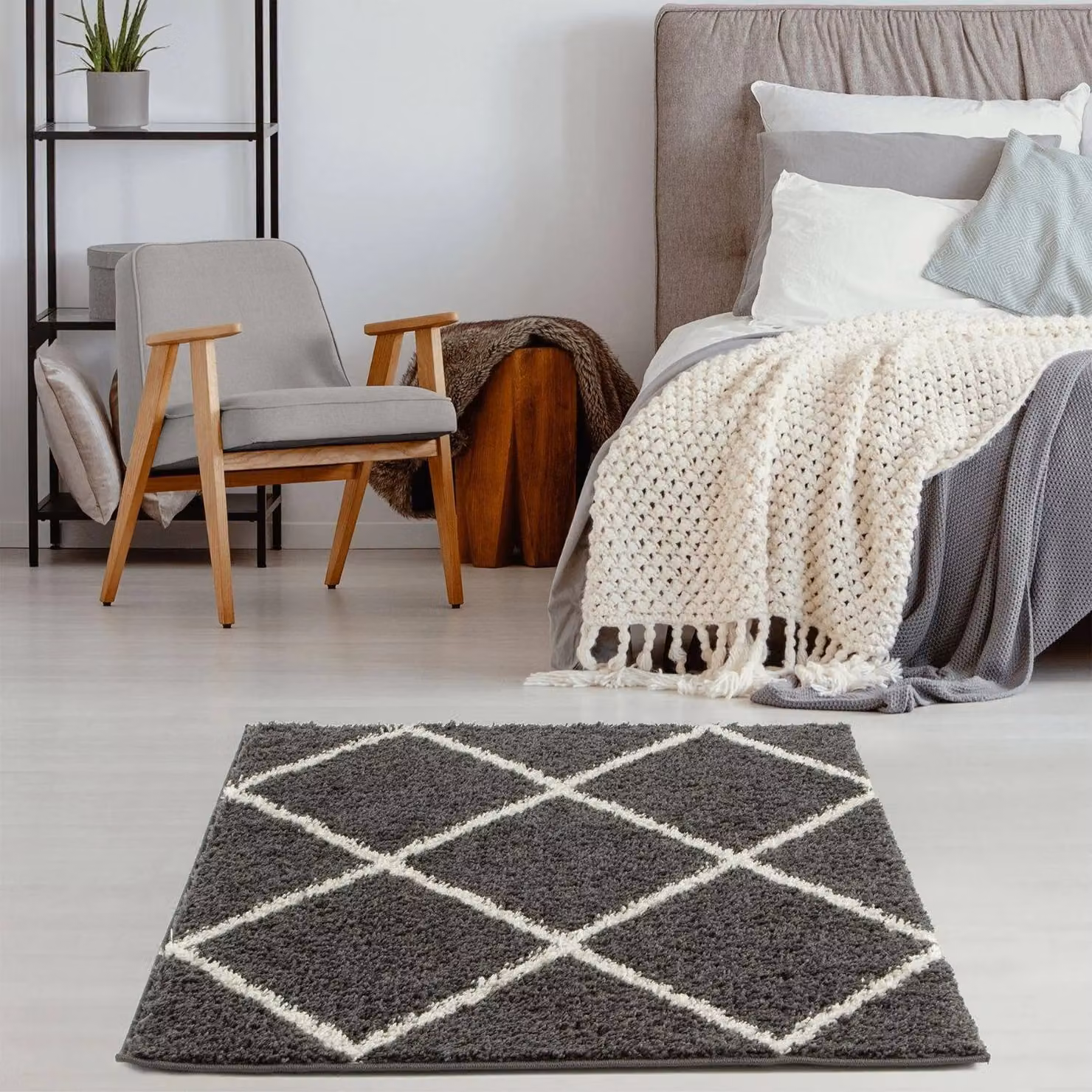 THE RUGS Moroccan Soft High Pile Shaggy Diamond Rug in Dark Grey, W: 180 cm, L: 270 cm – 5