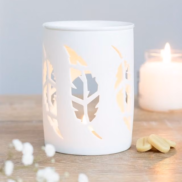 Kingsbury Gifts White Feather Cut Out Ceramic and Metal Tealight Oil Burner