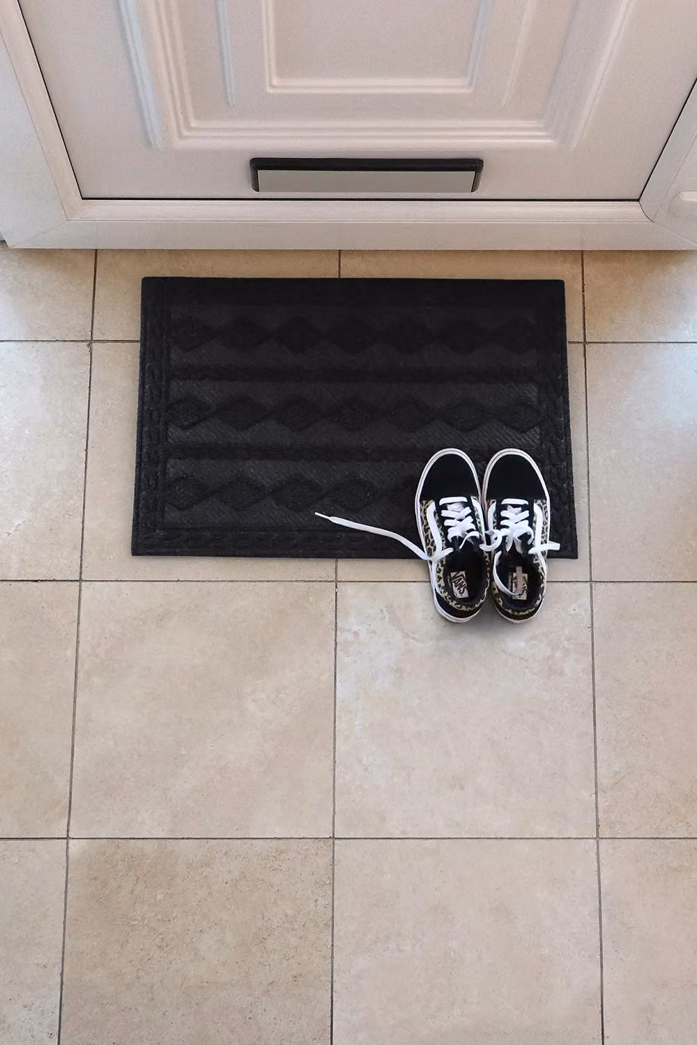 JVL Non-Slip Knit Indoor Doormat, Anthracite Grey, W: 40 cm, D: 60 cm – 2