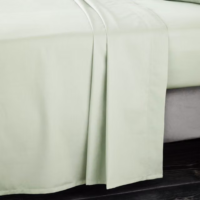 Bianca 400 Thread Count Cotton Sateen Flat Sheet in Green