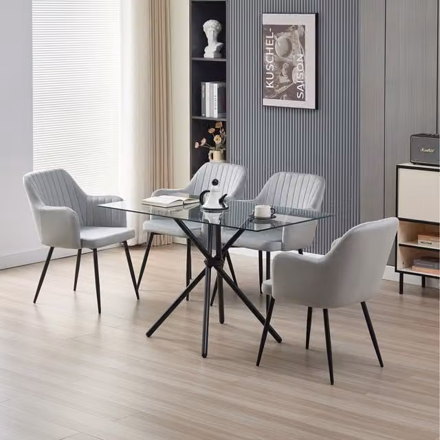 Madefor.living Miami Dining Table with 4 Charlotte Velvet Chairs in Grey