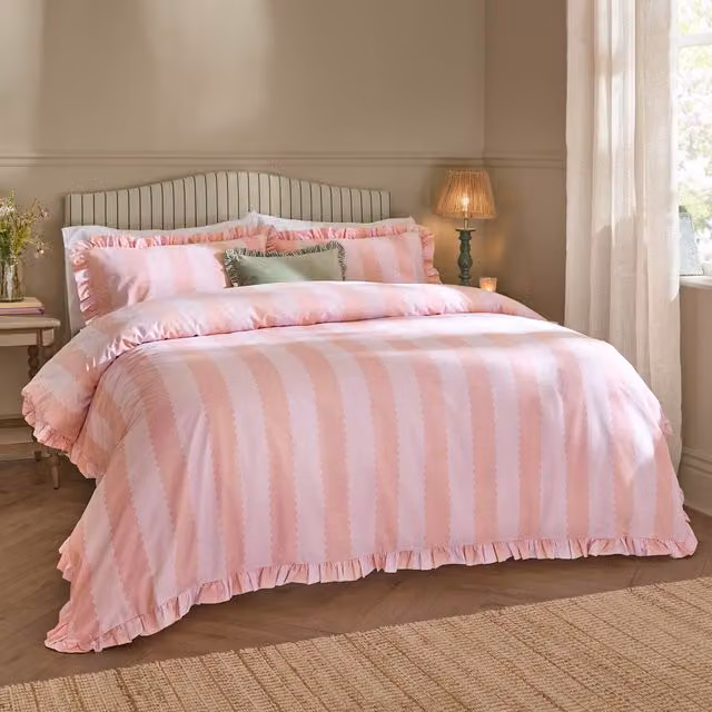 Birdie Stripe Ruffle Reversible Cotton Duvet Cover Set in Pink, W: 180 cm, H: 200 cm