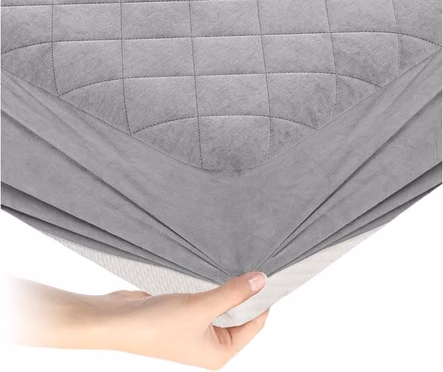 Gymax Super King Size Velvet Mattress Topper in Grey, W/D: 200 x 200 cm