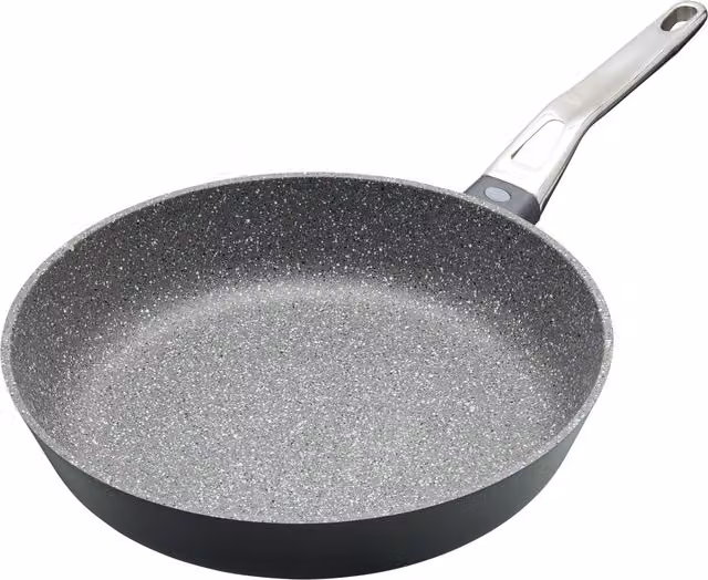 MasterClass Non-Stick Cast Aluminium Frying Pan, 28 cm, Black