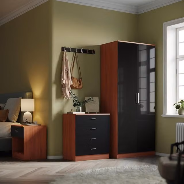Comfy Living Modern Walnut Bedroom Furniture Set