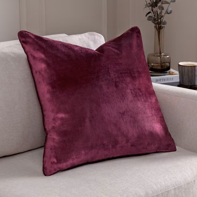 Paoletti Luxe Velvet Piped Square Cushion in Purple, W/D/H: 55 x 55 x 55 cm – 1