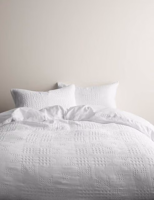 M&S White Pure Cotton Geometric Jacquard Bedding Set, W: 140 cm, L: 200 cm