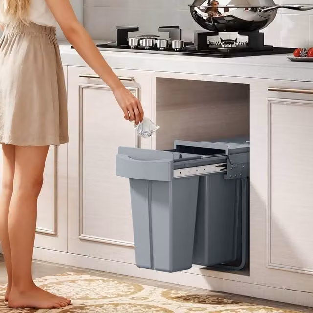 HOMCOM Under-Sink Kitchen Trash Bin with 2 Removable Inner Buckets, Grey – 1