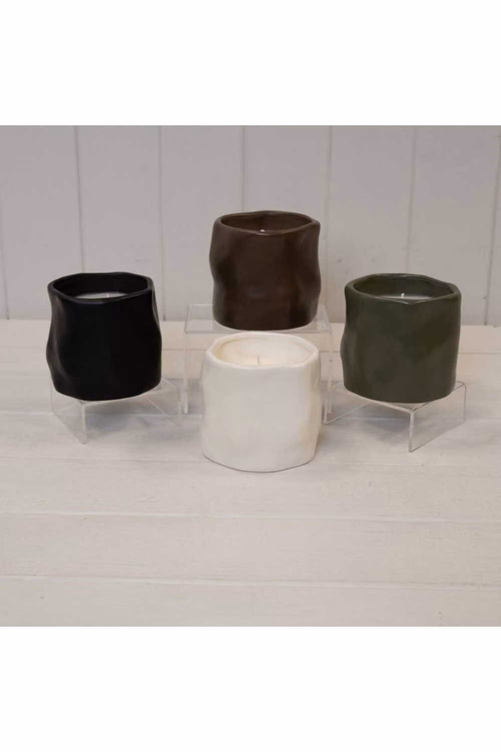 KDMD Timeless Black Sculpted Ceramic Pillar Candle – 2