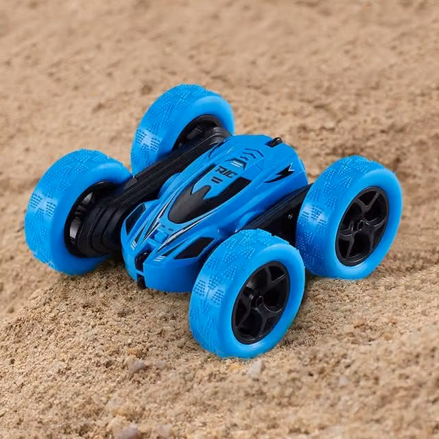 Komore 2.4G RC Stunt Car Toy in Blue