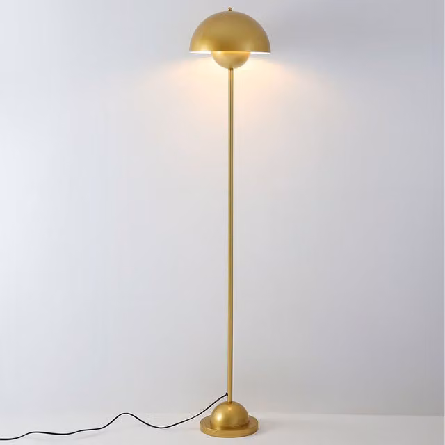 Livingandhome Gold and Brass Metal Sphere Floor Lamp