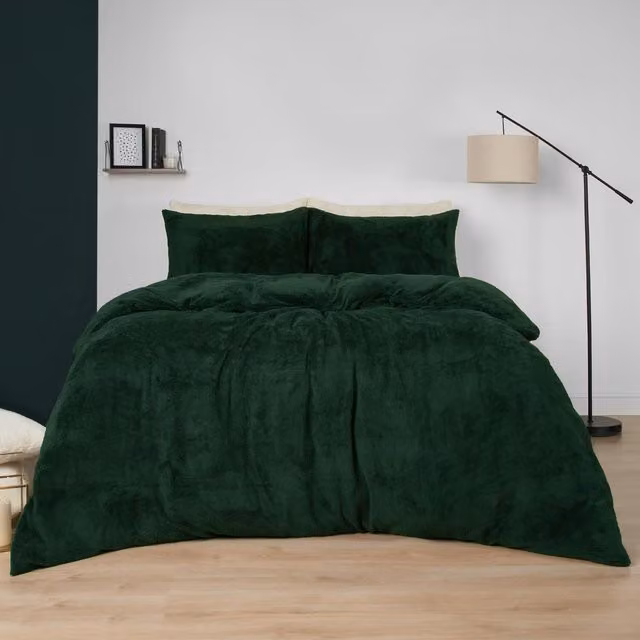 Brentfords Teddy Fleece Duvet Cover and Pillowcase Set in Green, 200 x 200 cm
