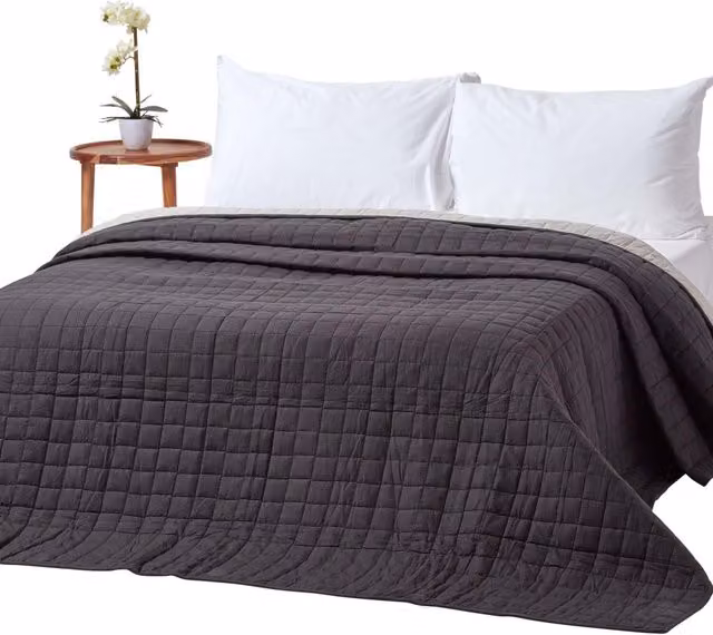Homescapes Reversible Quilted Cotton Bedspread in Black and Grey