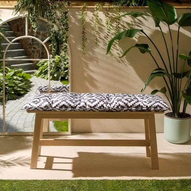 OHS Grey Patterned Outdoor 2 Seater Bench Cushion, W: 110 cm, D: 40 cm, H: 40 cm