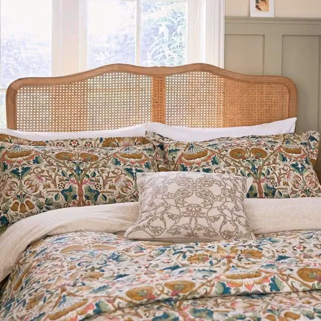 Morris & Co. Lodden Floral Cotton Percale Super Kingsize Duvet Cover and Pillowcase Set, Beige and Yellow, W: 200 cm x H: 200 cm