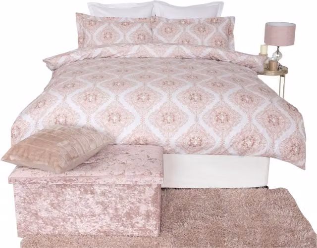 Belledorm Ava Cotton Duvet Cover and Pillowcase Set in Pink and White