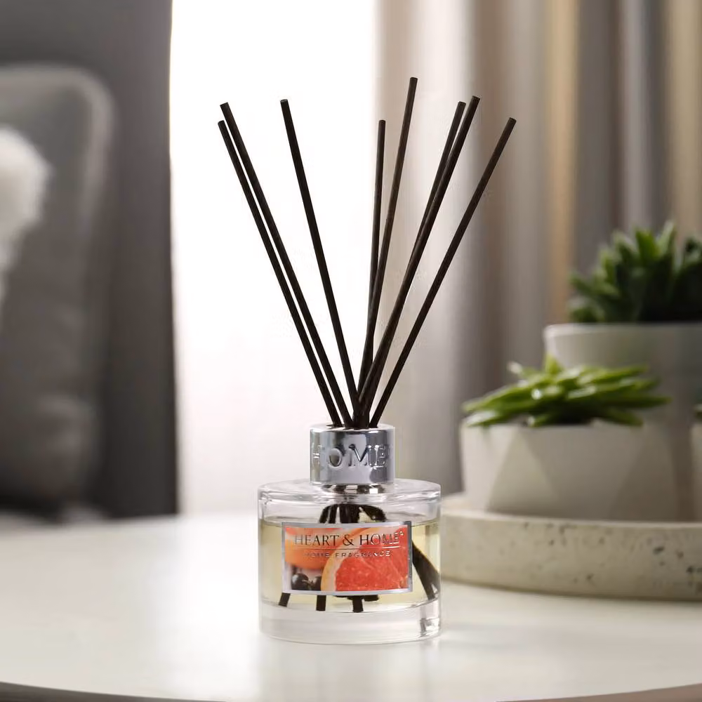Heart and Home Pink Grapefruit & Cassis Reed Diffuser, 70ml, White – 2