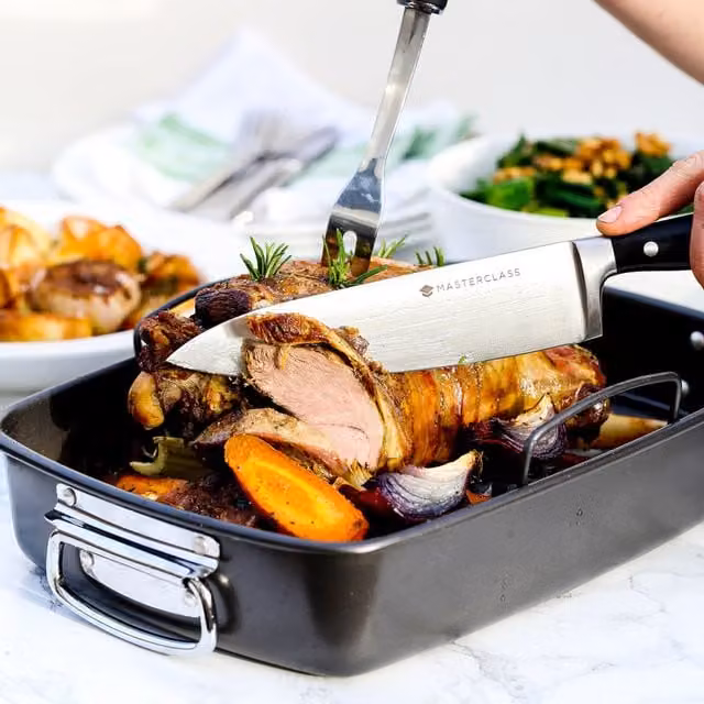 MasterClass Non-Stick Rectangular Carbon Steel Roasting Dish with Handles and Rack, Grey