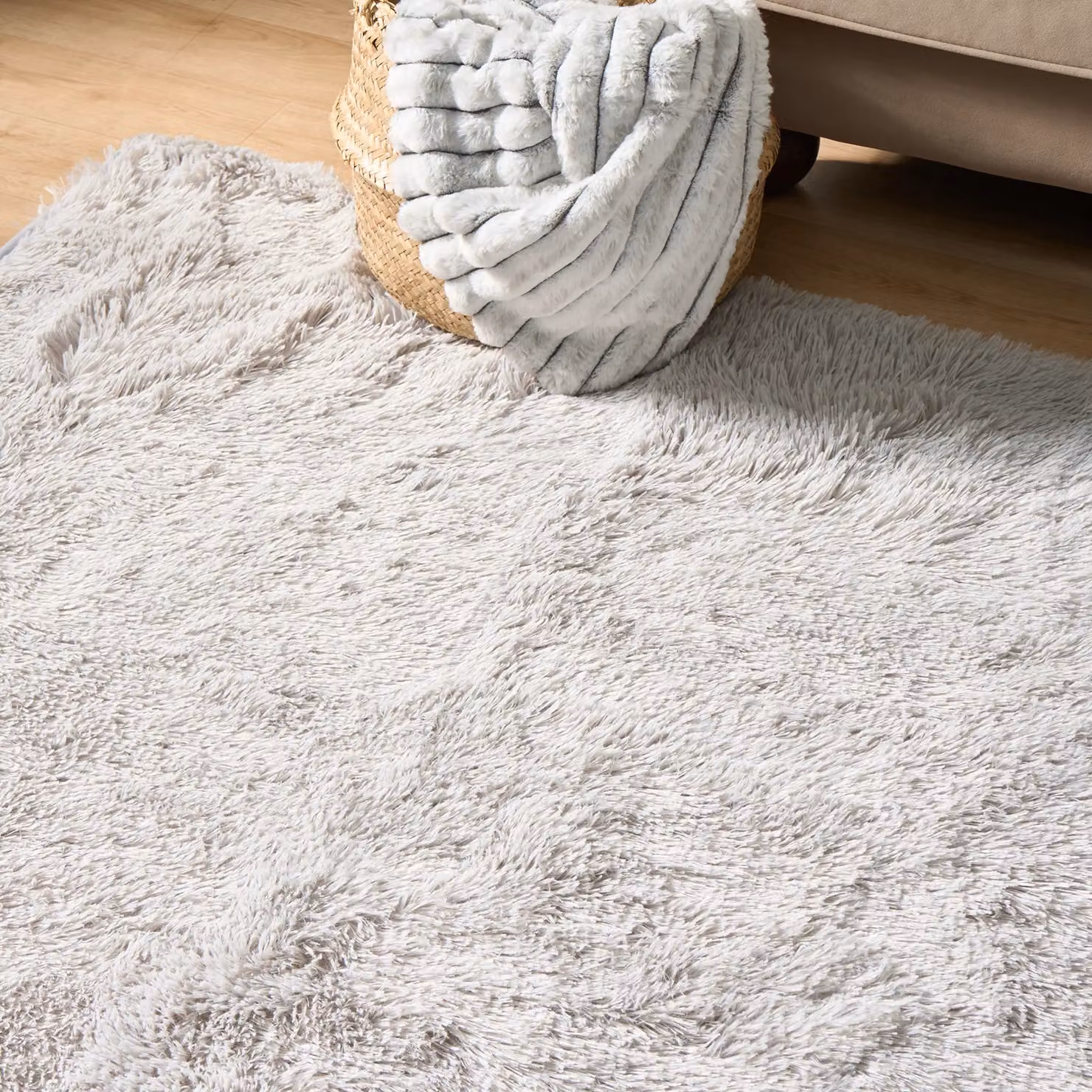 Sienna Silver Grey Fluffy Shaggy Runner Rug, W/D/H: 60 x 150 x 1 cm – 4
