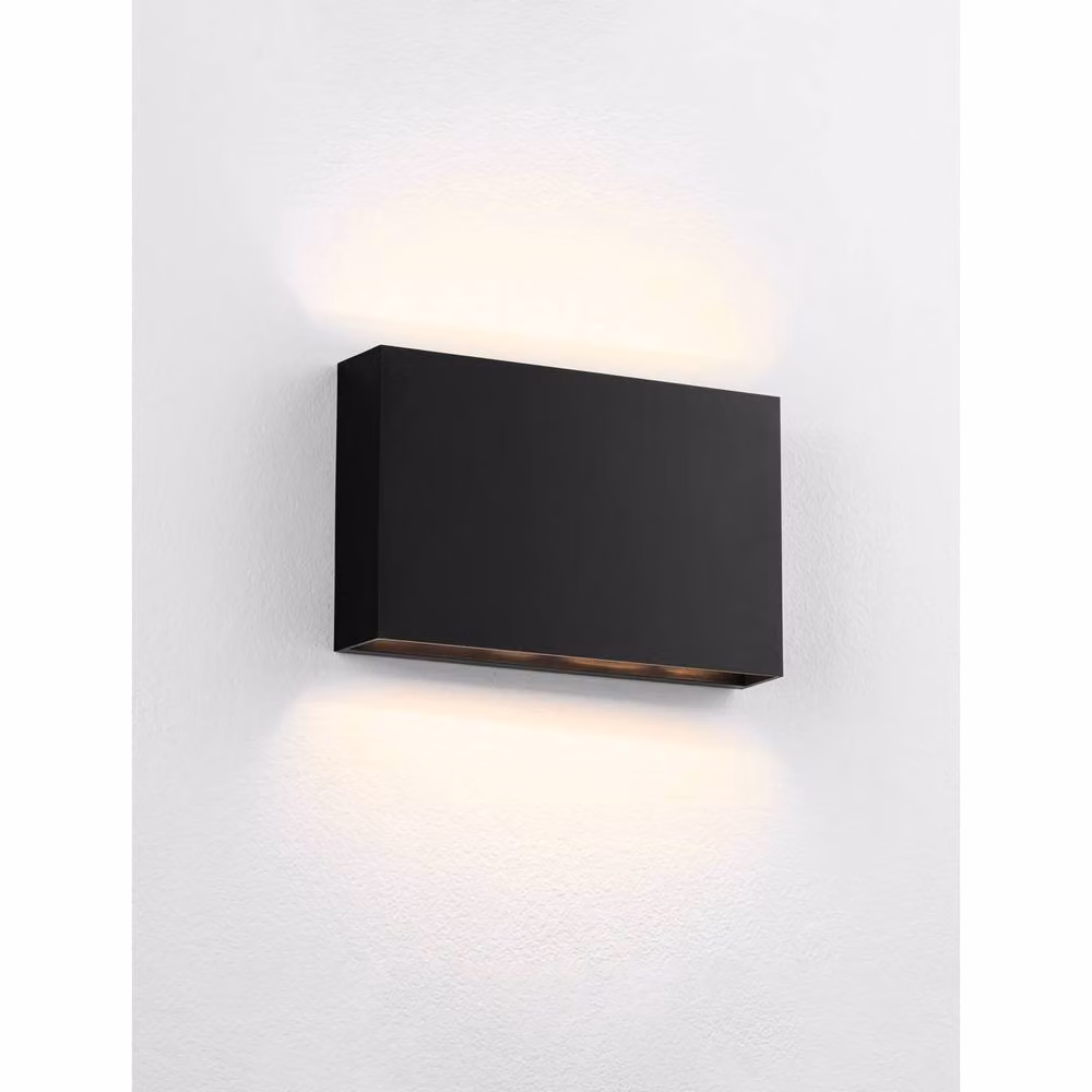Netlighting Yoko Outdoor Up and Down Wall Lamp in Black with 13W LED, 788lm, 3000K, IP65 – 3