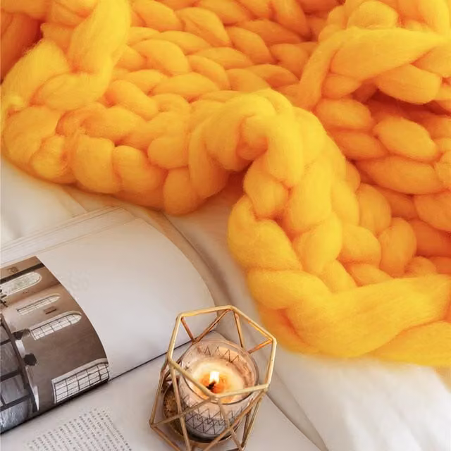 Livingandhome Yellow Hand-Woven Chunky Wool Blanket Throw