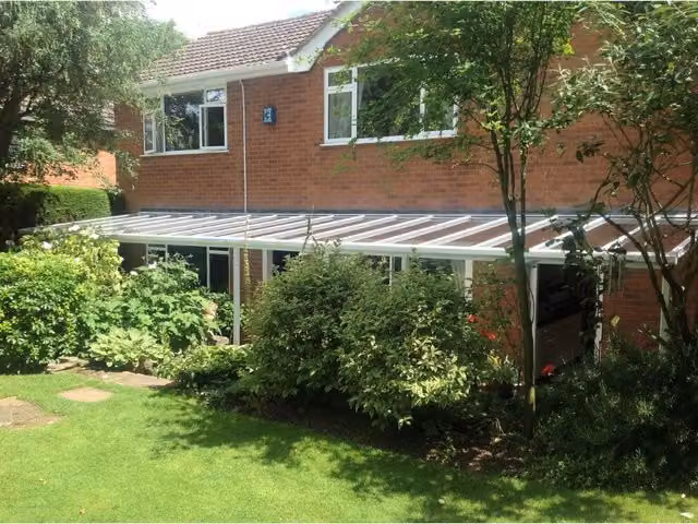 Milwood Group Simplicity 6 White Aluminium Lean-to Pergola Veranda W: 1800 cm, D: 200 cm