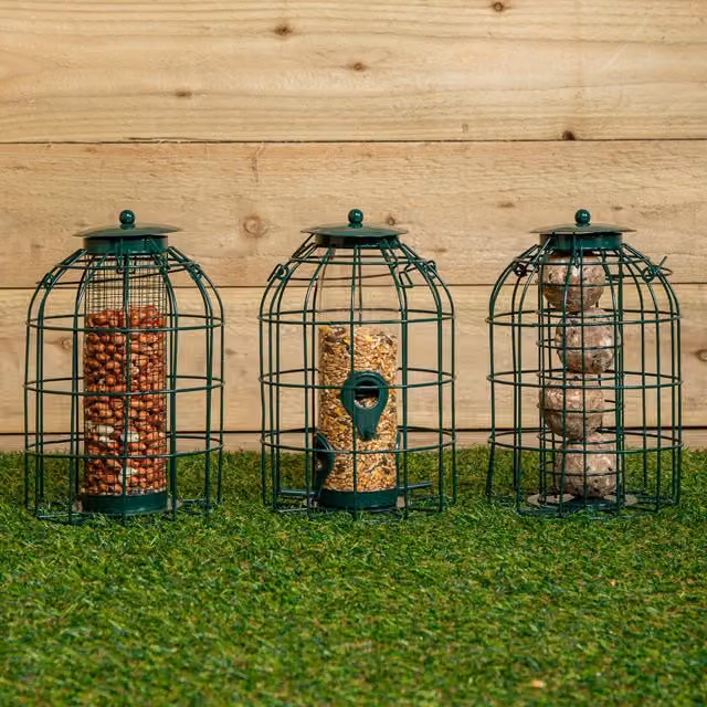Samuel Alexander Pack of 3 Green Metal Wire Mesh Wild Bird Hanging Nut Seed and Fat Ball Feeders with Squirrel Guard – 1